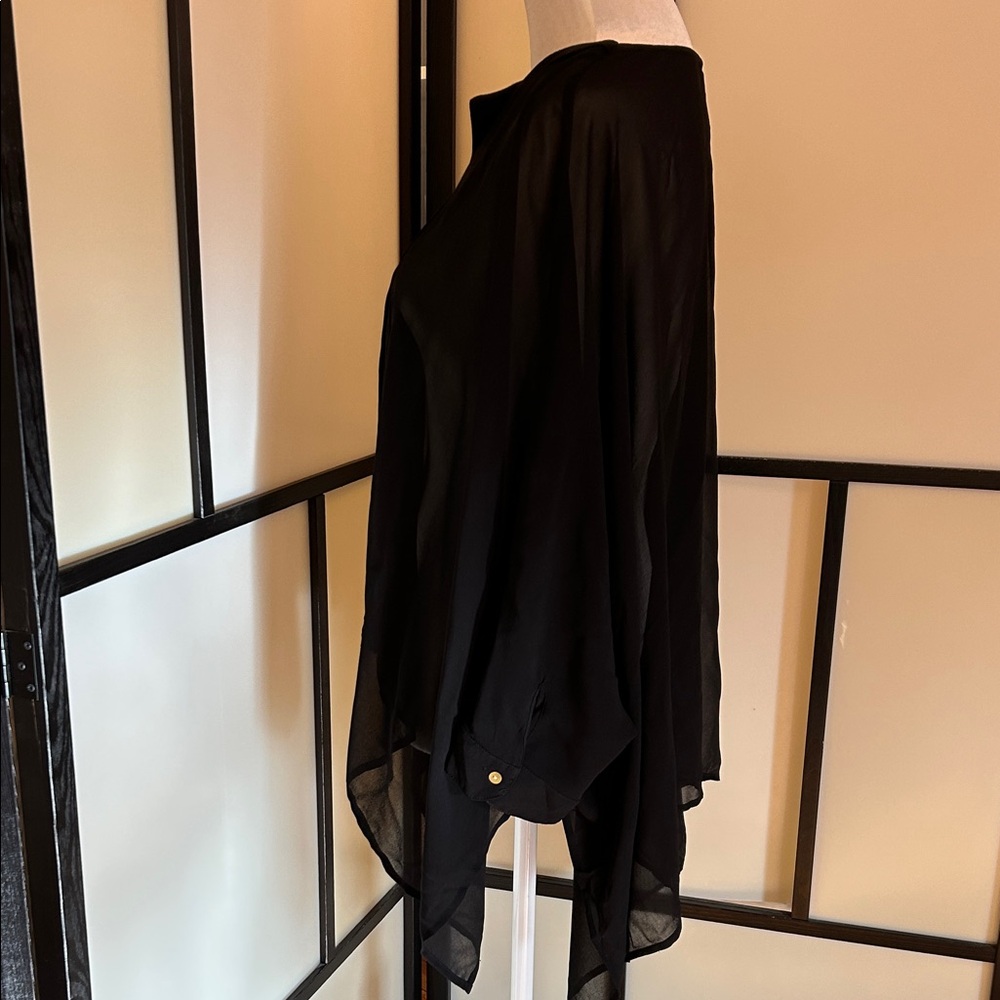 Chic Black Sheer Women's Blouse - Picture 6 of 10
